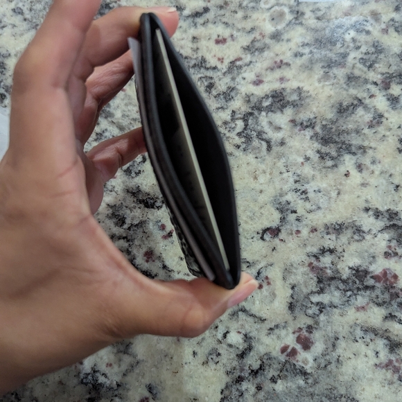 Tory Burch Black Card Holder - Picture 3 of 4